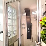 Pure Bliss Luxury Beachfront Apartment With Panoramic Sea Views, Electric Bbq And More