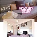 Lägenhet Pure Bliss Luxury Beachfront Apartment With Panoramic Sea Views, Electric Bbq And More Agia Trias