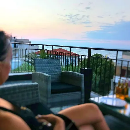Pure Bliss Luxury Beachfront With Panoramic Sea Views, Electric Bbq And Apartamento Agia Triada (Thessaloniki)